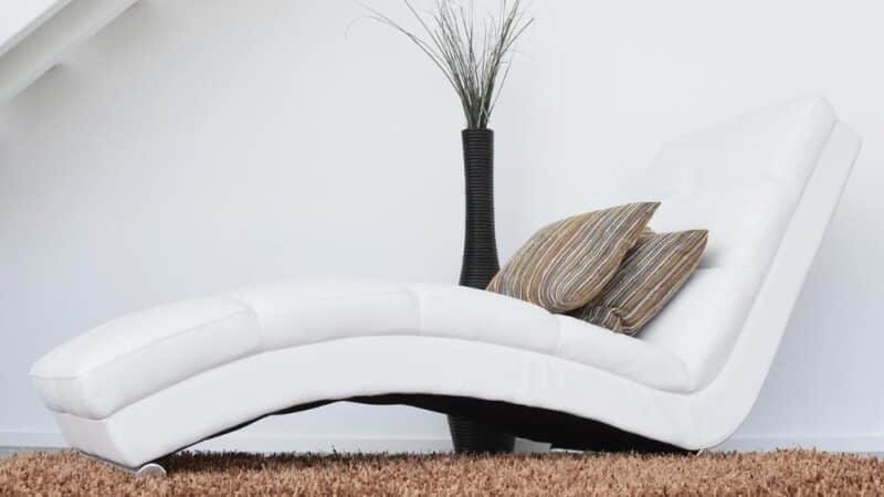 Jakie kolory najlepiej pasują do salonu? Odkryj idealne barwy dla swojego wnętrza