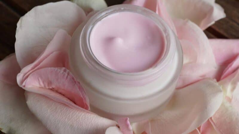 Dlaczego warto stosować naturalne metody pielęgnacji skóry?