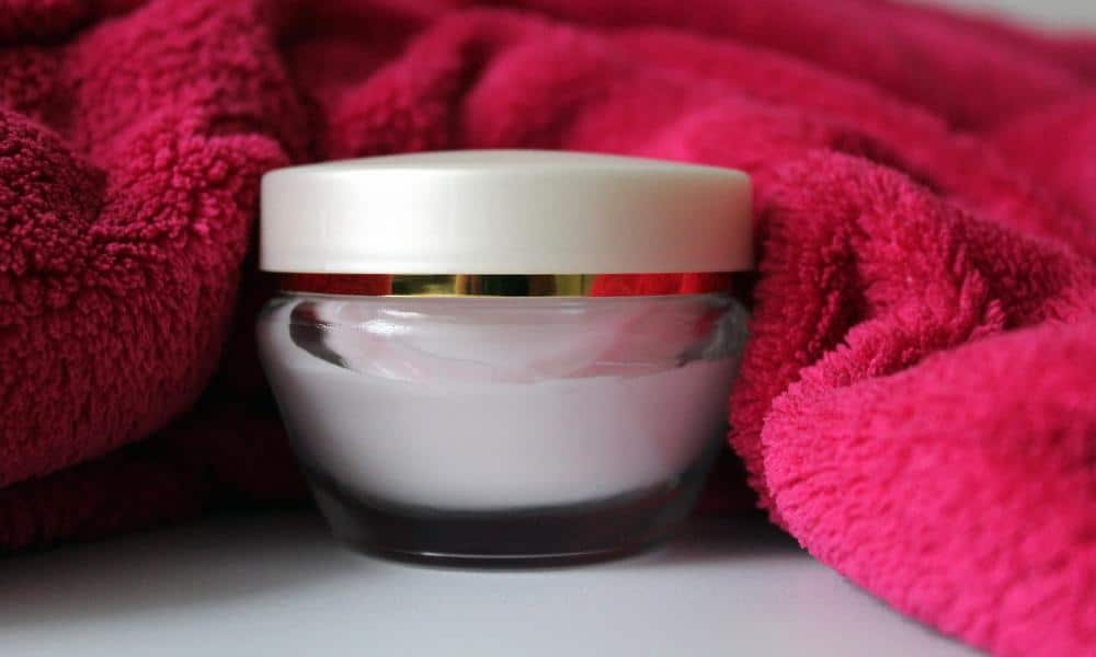 Jakich naturalnych składników unikać w pielęgnacji skóry?