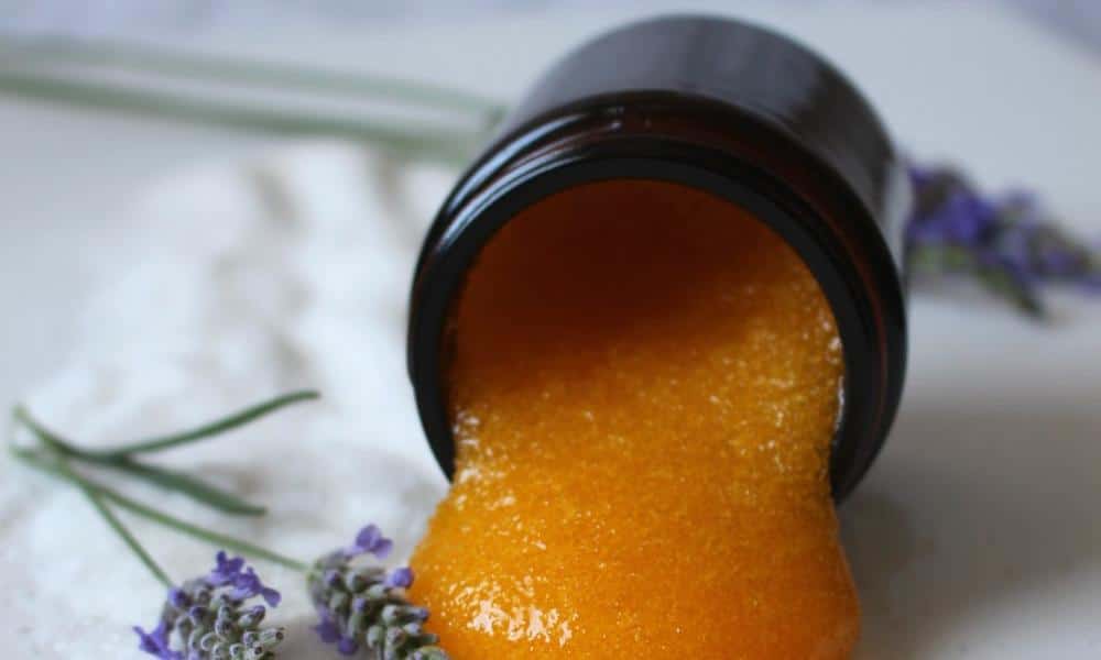 Naturalne serum do twarzy – jak zrobić w domu?